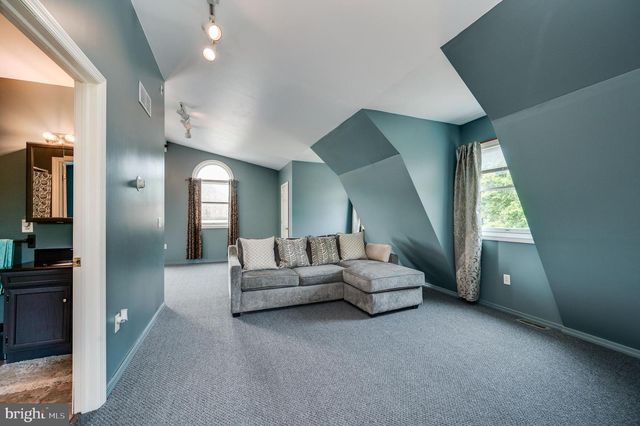 137 LAKEVIEW RD, Bernville, PA 19506