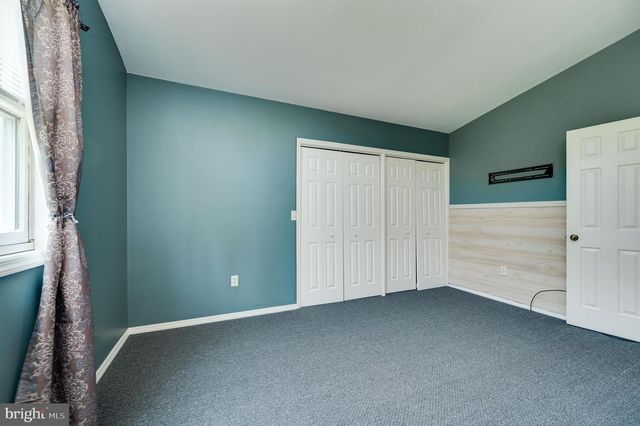 137 LAKEVIEW RD, Bernville, PA 19506