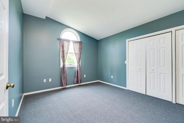 137 LAKEVIEW RD, Bernville, PA 19506