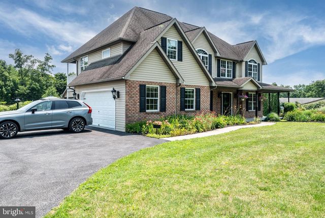 137 LAKEVIEW RD, Bernville, PA 19506
