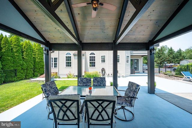 137 LAKEVIEW RD, Bernville, PA 19506