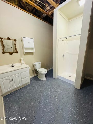 108 Stem Lane, Clinton, TN 37716