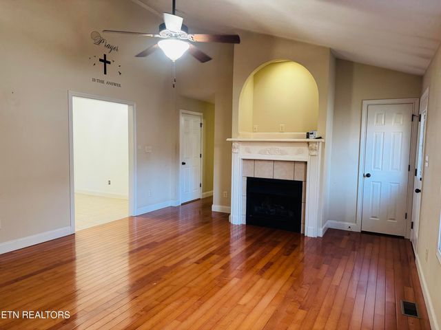 108 Stem Lane, Clinton, TN 37716