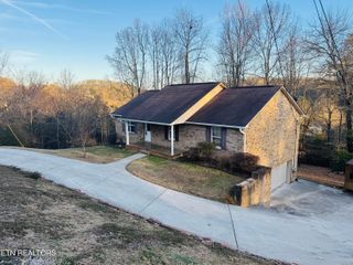 108 Stem Lane, Clinton, TN 37716