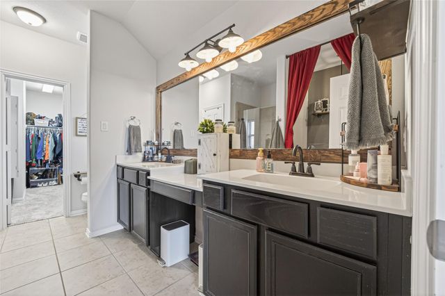 8219 Summer Lake Pass Lane, Rosenberg, TX 77469