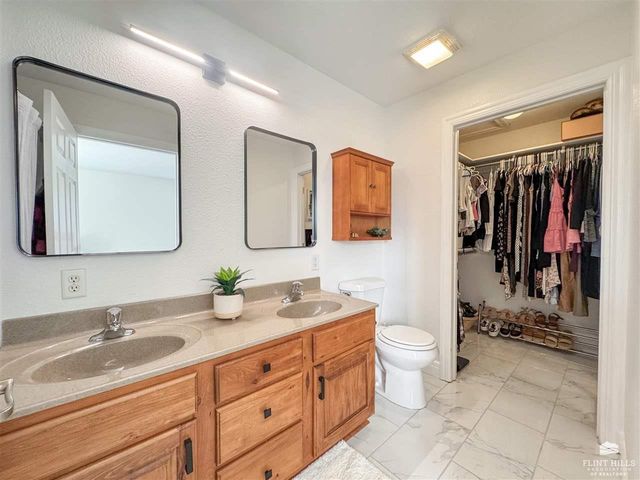 605 Harland Drive, Manhattan, KS 66503