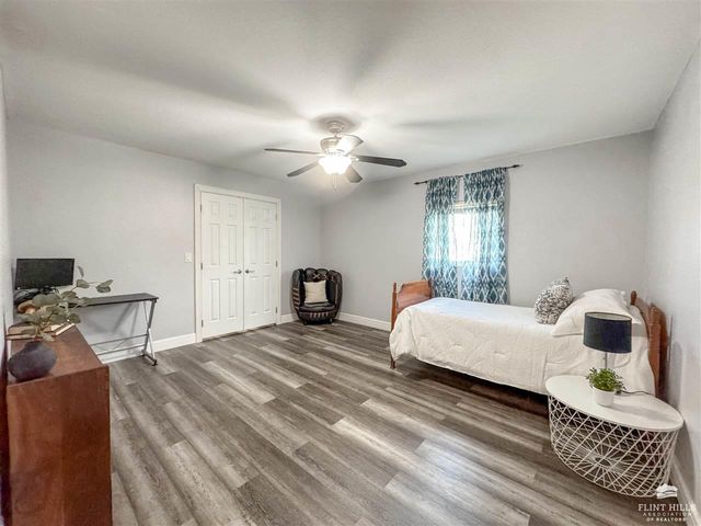 605 Harland Drive, Manhattan, KS 66503