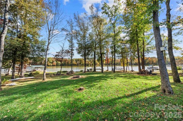 25566 Seagull Drive, Lancaster, SC 29720
