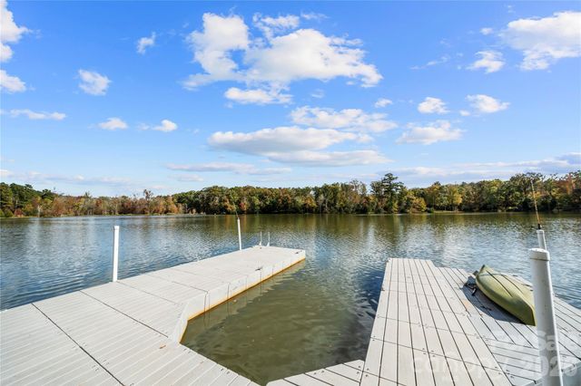 25566 Seagull Drive, Lancaster, SC 29720