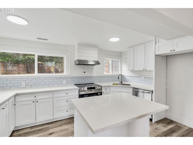 5071 Se MASON Ln, Milwaukie, OR 97222