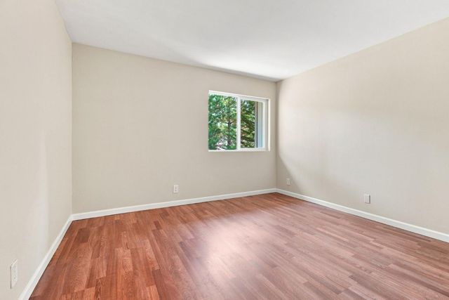 349 Philip Drive 307, Daly City, CA 94015