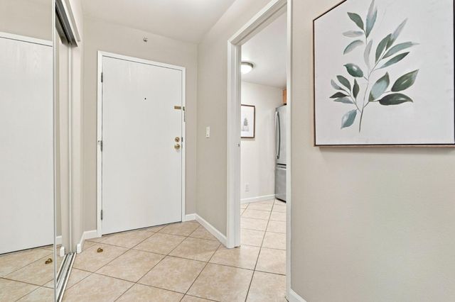 349 Philip Drive 307, Daly City, CA 94015