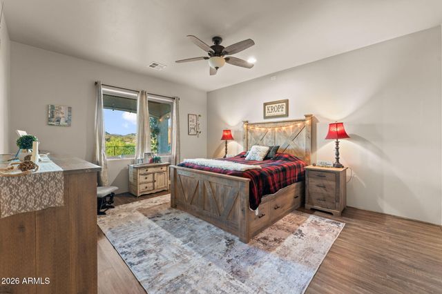 960 W MCLEAN Drive, Wickenburg, AZ 85390