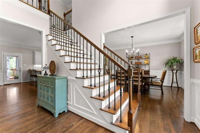 1332 Napier Close, Lawrenceville, GA 30044