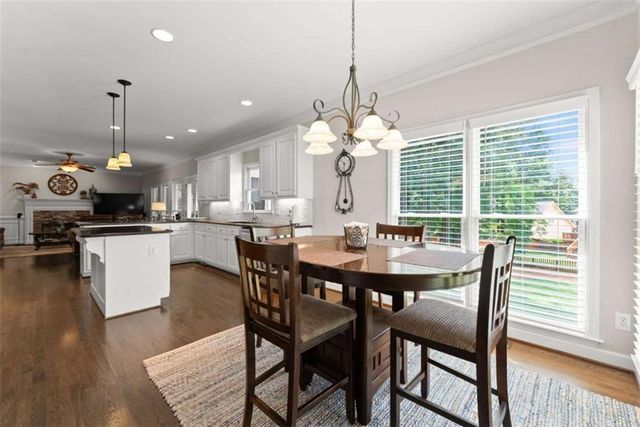 1332 Napier Close, Lawrenceville, GA 30044