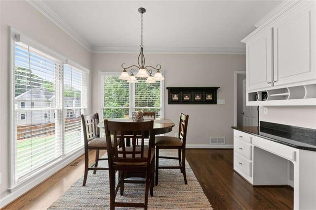 1332 Napier Close, Lawrenceville, GA 30044