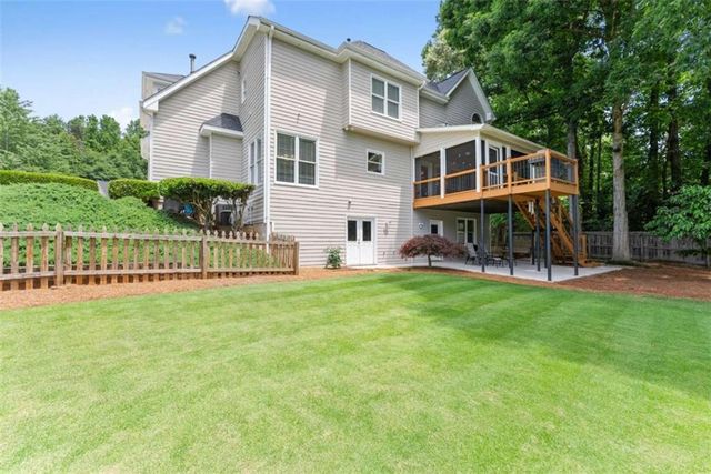 1332 Napier Close, Lawrenceville, GA 30044