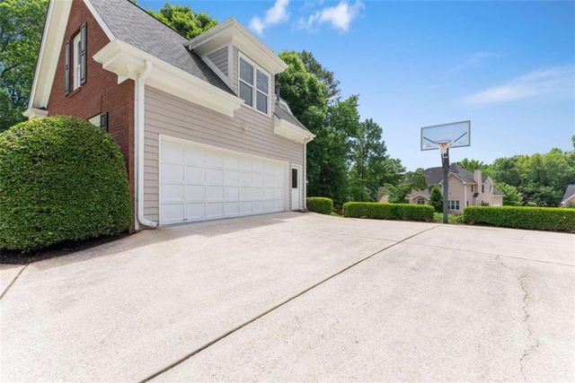 1332 Napier Close, Lawrenceville, GA 30044