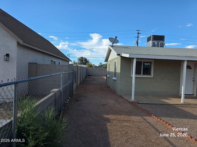 1132 E 4TH Street, Casa Grande, AZ 85122