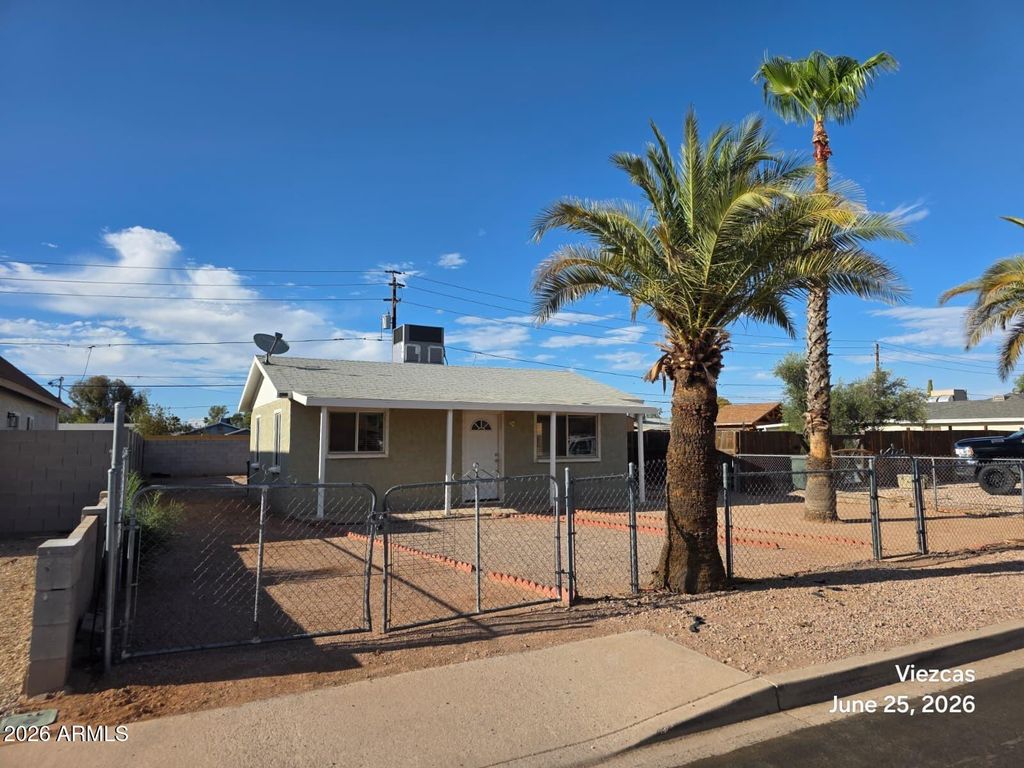 1132 E 4TH Street, Casa Grande, AZ 85122