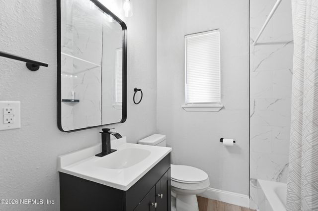 6144 FORDHAM Circle W, Jacksonville, FL 32217