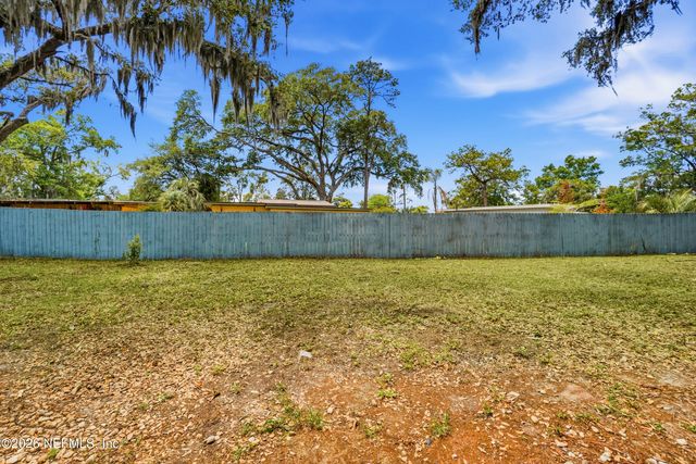 6144 FORDHAM Circle W, Jacksonville, FL 32217