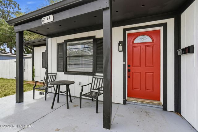 6144 FORDHAM Circle W, Jacksonville, FL 32217