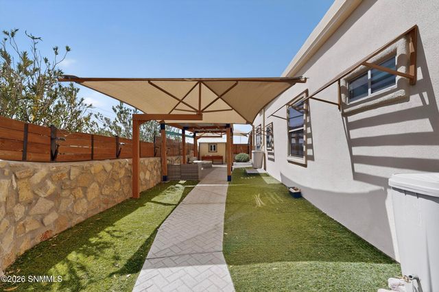 3452 Valverde Loop, Las Cruces, NM 88012