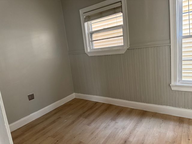 409 Moody St 1, Lowell, MA 01854