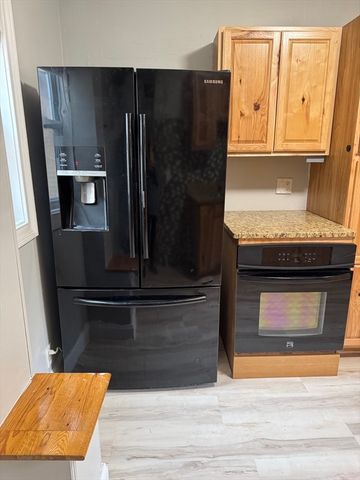 409 Moody St 1, Lowell, MA 01854