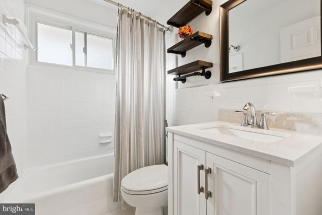 7433 BATH ST, Springfield, VA 22150