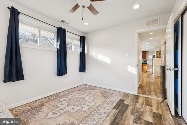 7433 BATH ST, Springfield, VA 22150