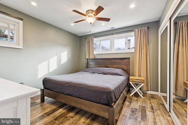 7433 BATH ST, Springfield, VA 22150