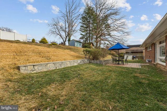 7433 BATH ST, Springfield, VA 22150