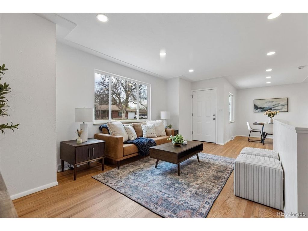 4880 S Cherokee St, Englewood, CO 80110