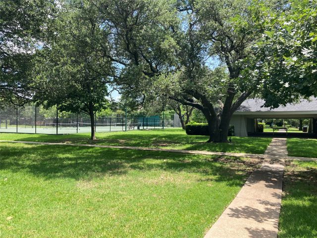 15745 Havenrock Circle, Dallas, TX 75248