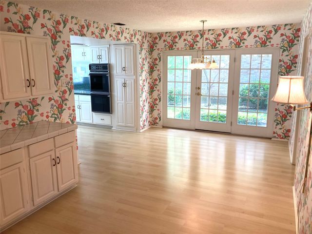 15745 Havenrock Circle, Dallas, TX 75248