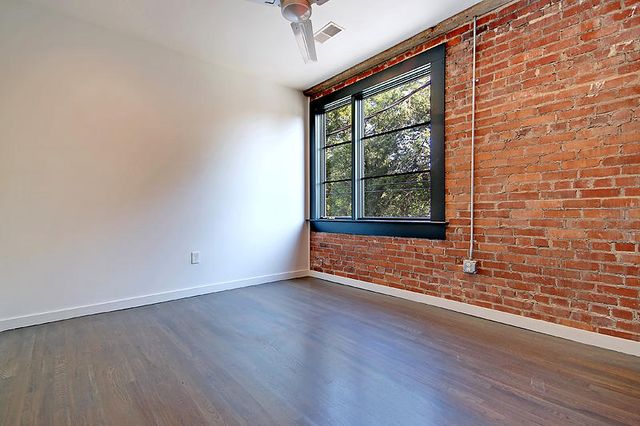 2000 Reynolds Avenue 204, North Charleston, SC 29405