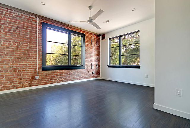 2000 Reynolds Avenue 204, North Charleston, SC 29405