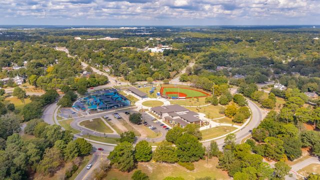 2000 Reynolds Avenue 204, North Charleston, SC 29405