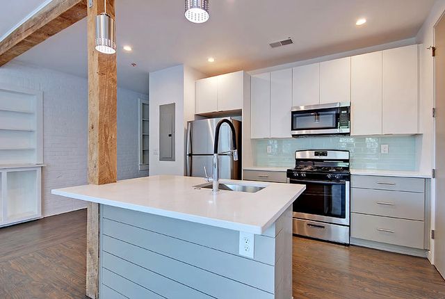 2000 Reynolds Avenue 204, North Charleston, SC 29405