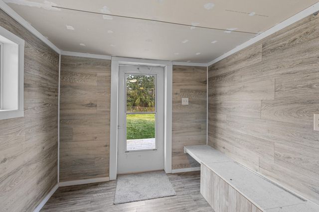 1307 S 8th Street, Brainerd, MN 56401