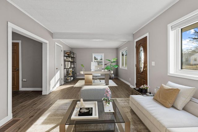 1307 S 8th Street, Brainerd, MN 56401