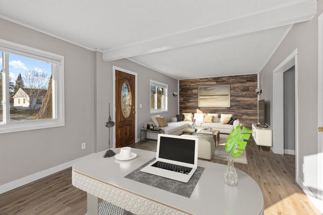 1307 S 8th Street, Brainerd, MN 56401