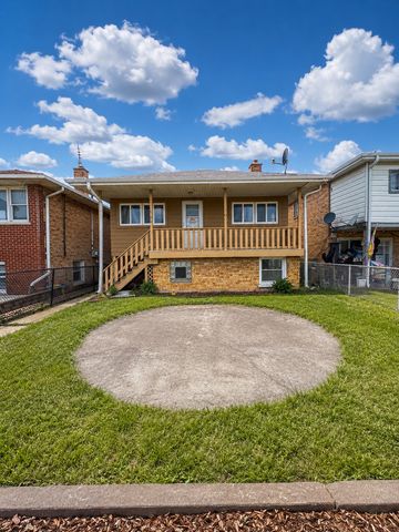 1551 N 43rd Avenue, Stone Park, IL 60165