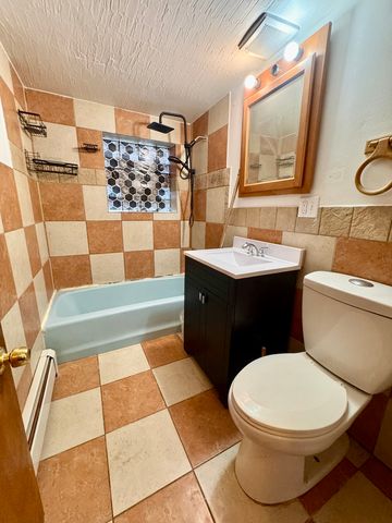 1551 N 43rd Avenue, Stone Park, IL 60165