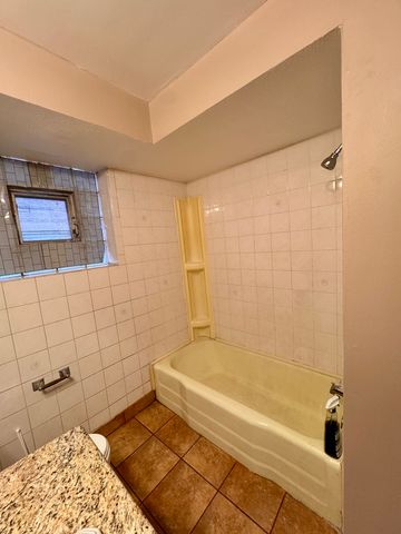1551 N 43rd Avenue, Stone Park, IL 60165
