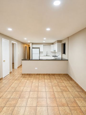 1551 N 43rd Avenue, Stone Park, IL 60165