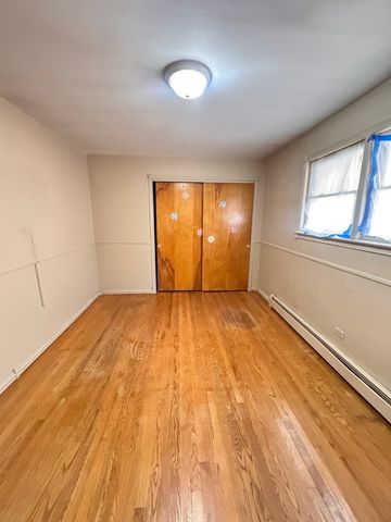 1551 N 43rd Avenue, Stone Park, IL 60165