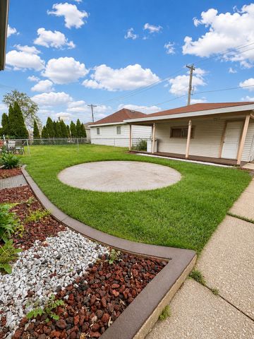 1551 N 43rd Avenue, Stone Park, IL 60165